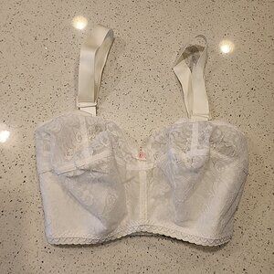 NWOT Vintage Ardyss Bra 26HH White Wireless Unlined